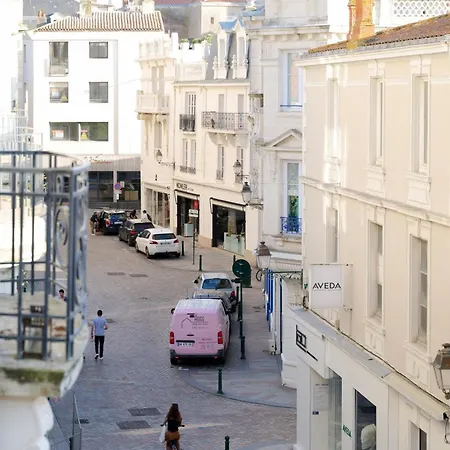 Très Bel Centre Des Sables - 2 Personnes Appartement