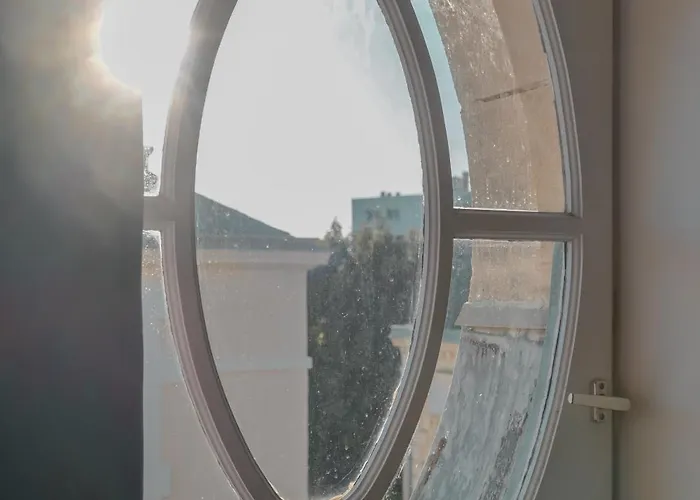 Très Bel Centre Des Sables - 2 Personnes Appartement *