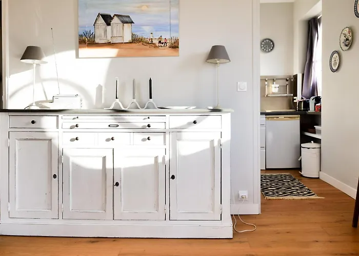 公寓 Tres Bel Centre Des Sables - 2 Personnes 莱萨布勒-多洛讷